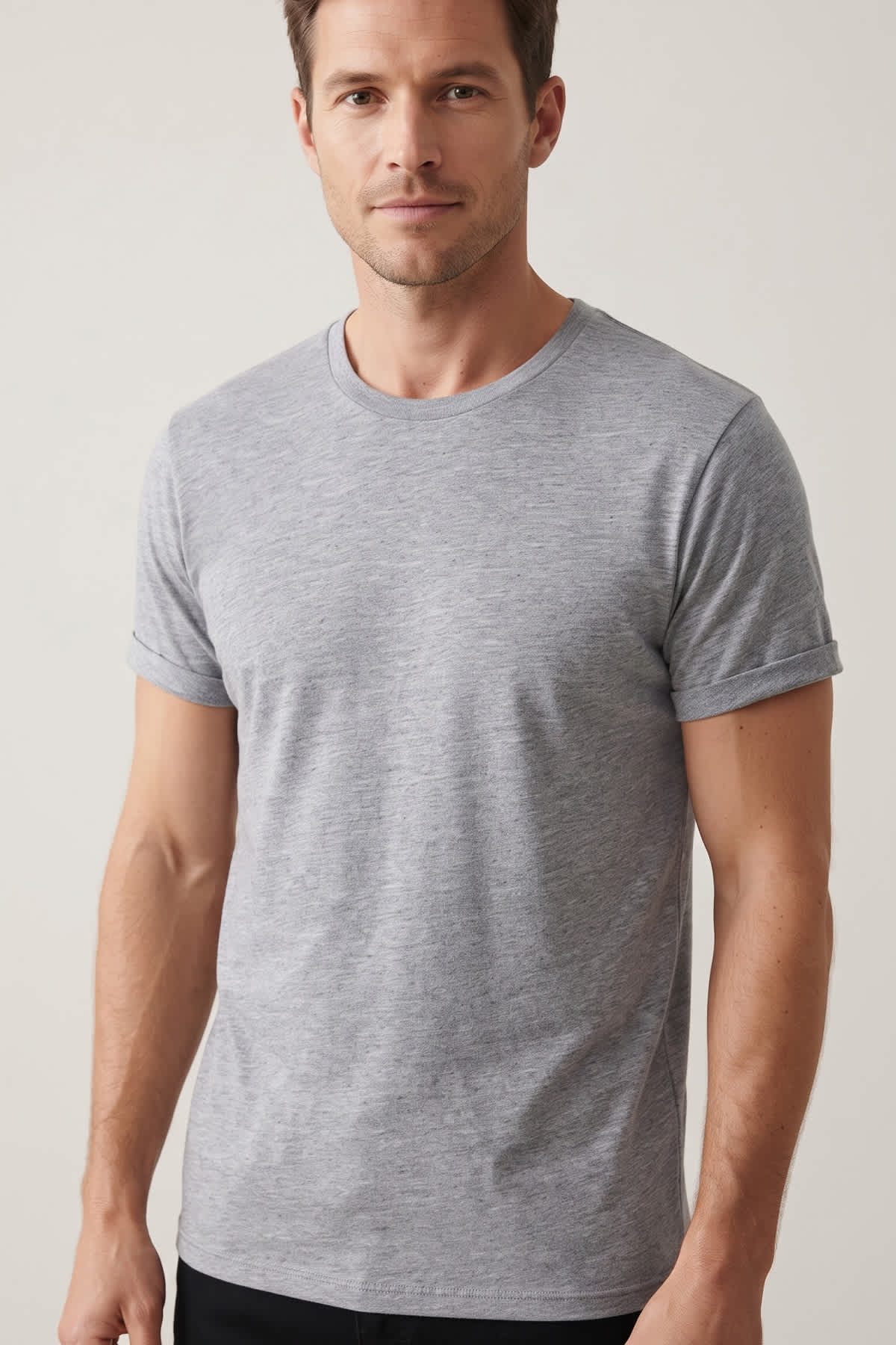Base Round Neck T-shirt